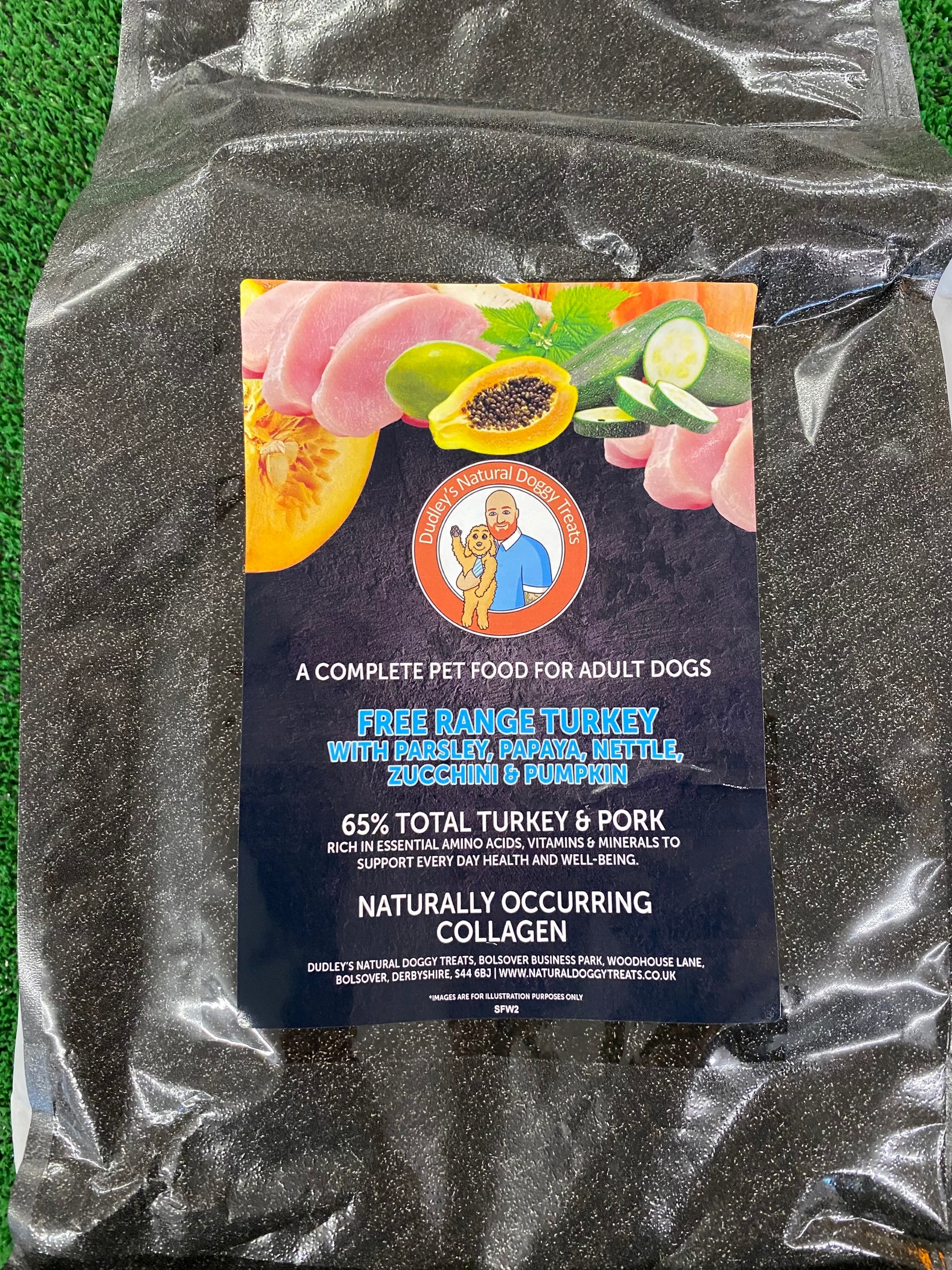 Superfood - Free Range Turkey with Parsley, Papaya, Nettle, Zucchini and Pumpkin - Dudley's Natural Doggy Treats